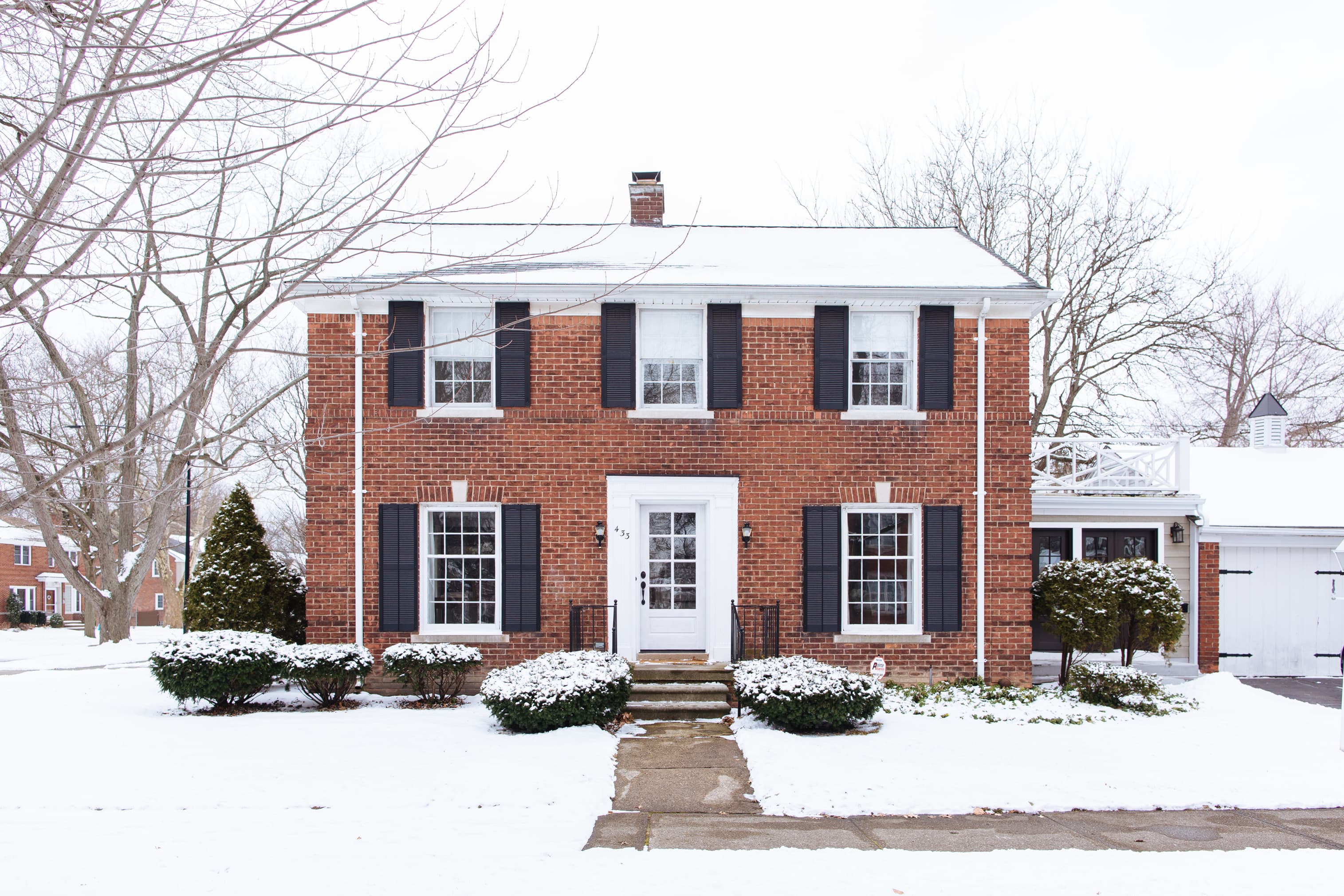 a-1940s-renovated-colonial-house-in-michigan-tour-apartment-therapy